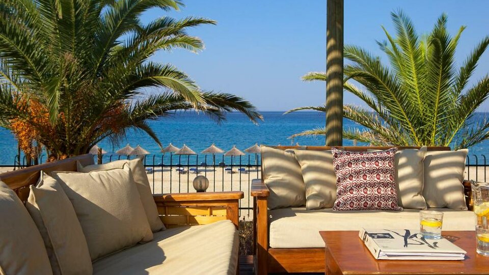 Kamari Beach