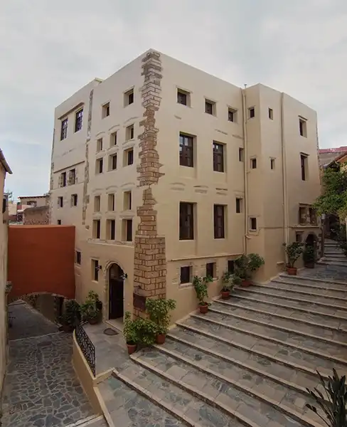 Porto del Colombo Chania