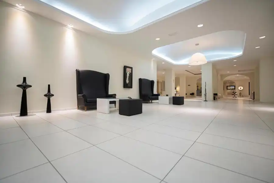 Golden Beach Hotel